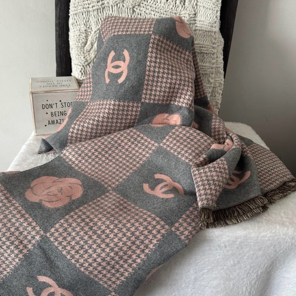 Cashmere Blend Pink and Gray Scarf - Picture 6 of 6